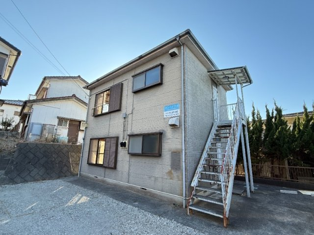 横須賀市武３丁目のアパート