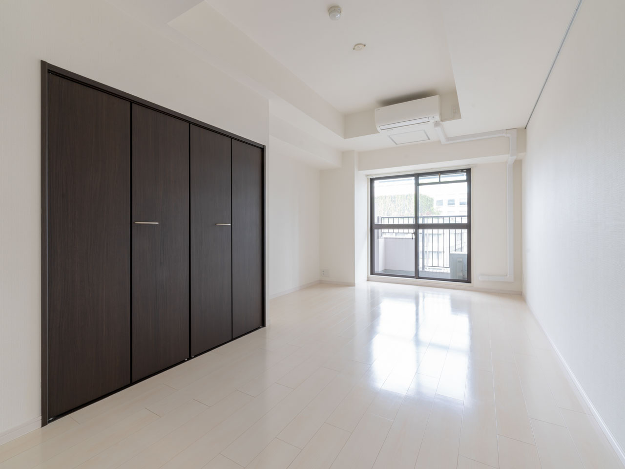 六本木ビュータワーの居間・リビング