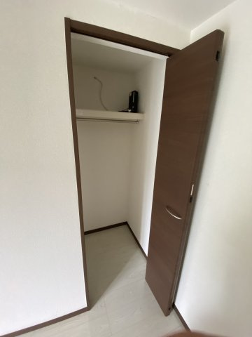 ベイルーム県立大学Ｂの収納|小物を収納するのに便利です