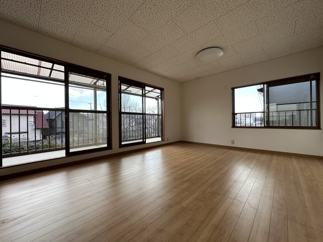 明石市二見町福里戸建の洋室