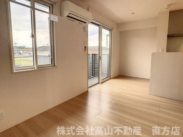 オレンジハウスの居間・リビング