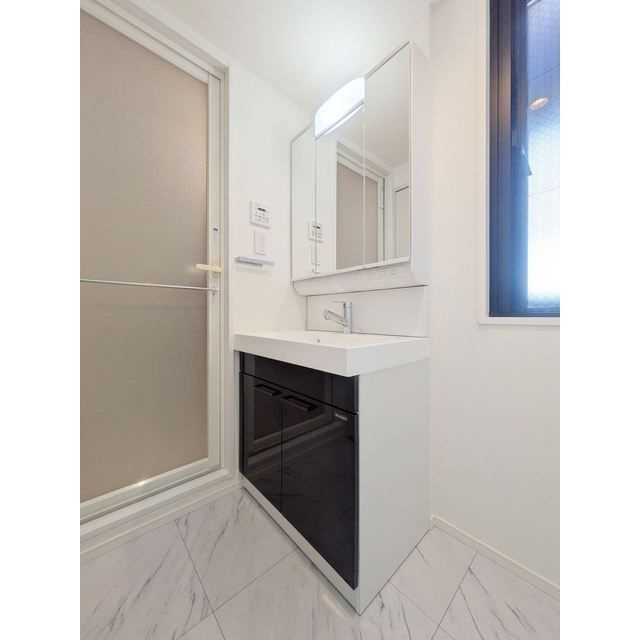 MSR EBISU Garden sideの独立洗面台