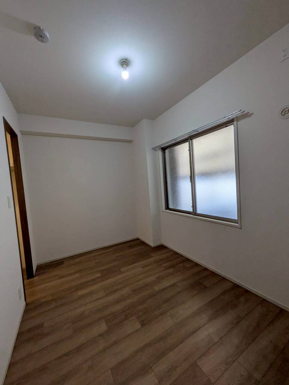 F-Crest Shin-Osakaの洋室