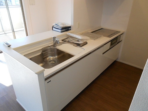 ブランズ三国ステーションレジデンスのキッチン|システムキッチン　※工事完了時／２０２５年１２月の写真