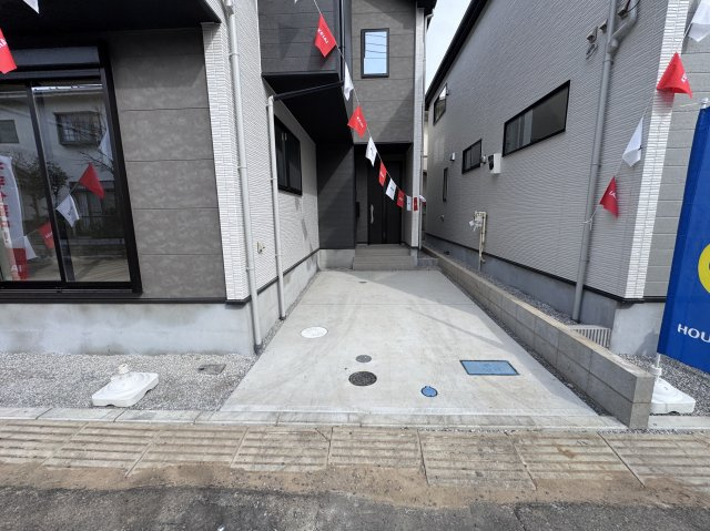 流山市鰭ケ崎新築戸建【鰭ケ崎小学校：9分】の駐車場|1号棟駐車スペース