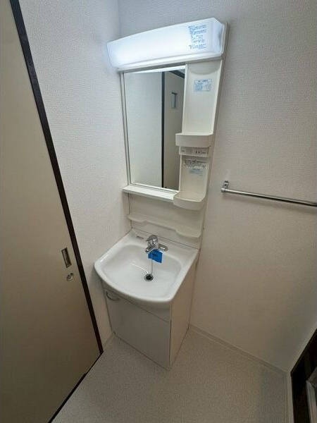 サン花塚の洗面所|コンパクトで使いやすい洗面所
