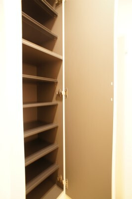 リブリ・ゆり本町の収納|こまごまとしたものを収納できそうですね