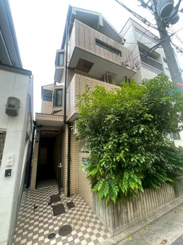 コーポ旗塚の外観