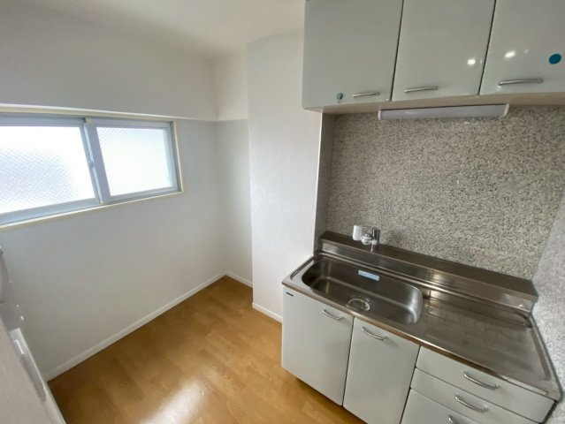 【分譲賃貸】西船橋セントラルマンションのキッチン