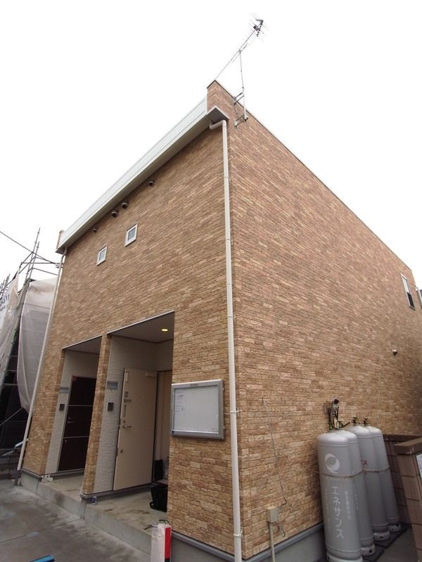 リブリ・プラセールの外観