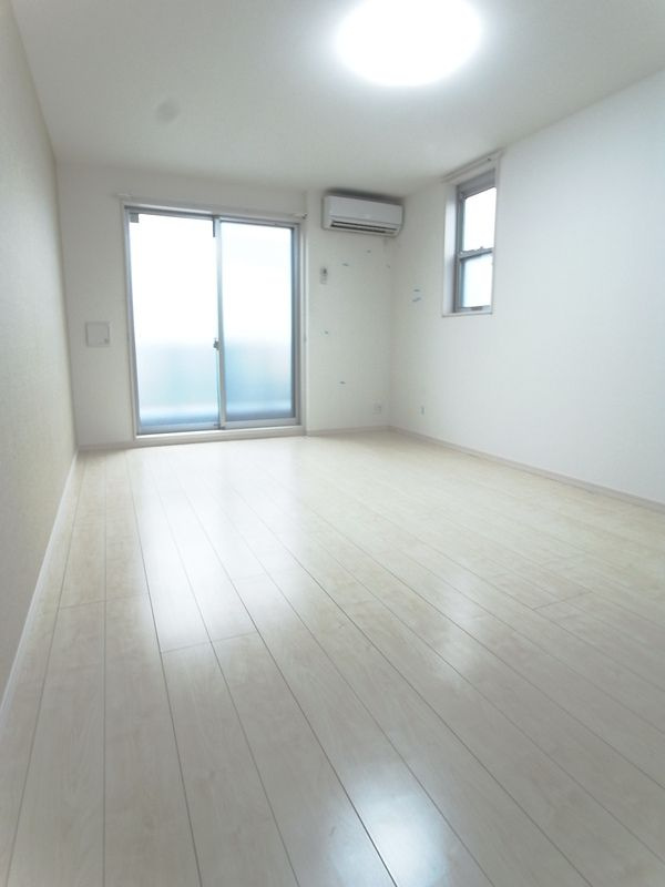 リブリ・プラセールの内装