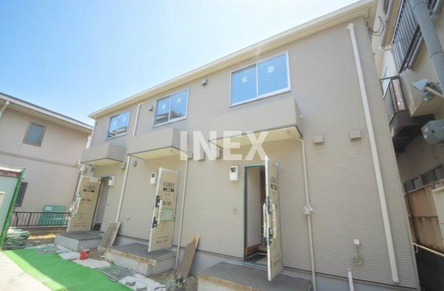 横浜市南区別所１丁目のテラスの外観
