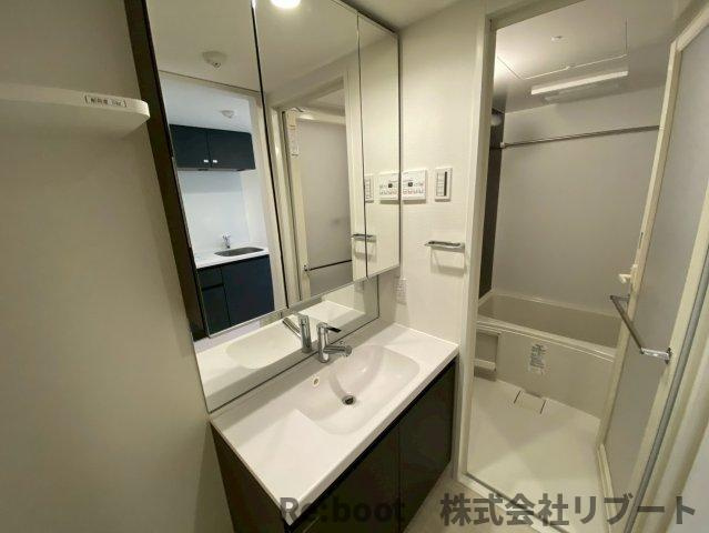 Alivis本八幡の洗面所