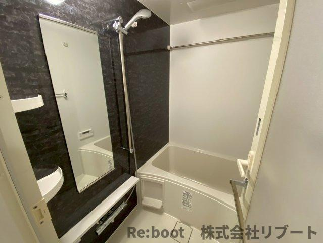 Alivis本八幡の浴室