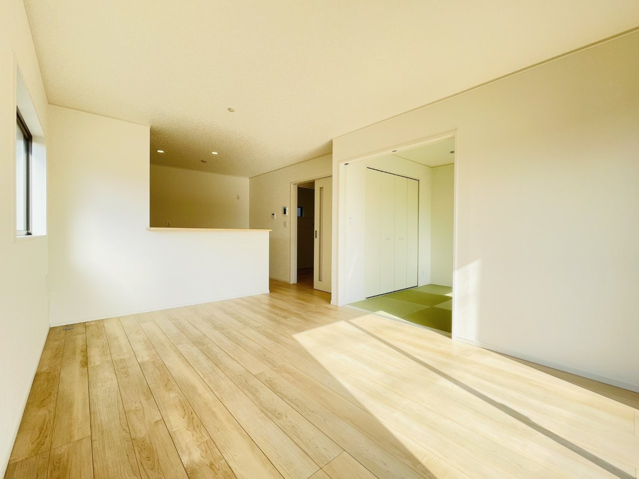 豊田市千足町第6　新築分譲住宅　全4棟　1号棟の居間・リビング|家族団らんできるくつろぎのリビングルーム。