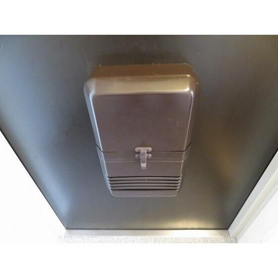 ベリエステ巣鴨の玄関