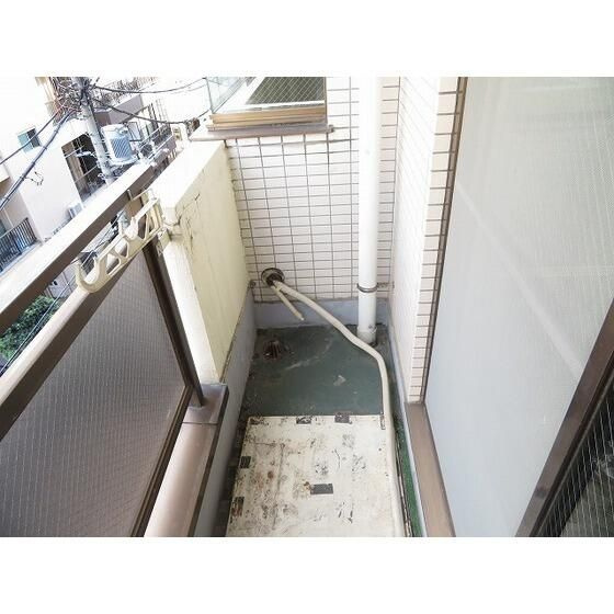 ベリエステ巣鴨のバルコニー