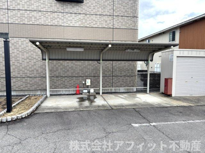 【その他共用部分】 | ピュアローズ | 屋根付き駐輪場
