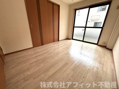 【その他】 | ピュアローズ | 南側の洋室6帖