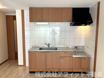 【キッチン】 | ピュアローズ | 吊戸棚付き