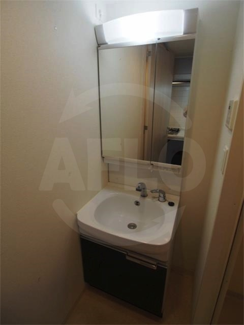 プレサンス梅田東アルファの独立洗面台|プレサンス梅田東アルファ　独立洗面台