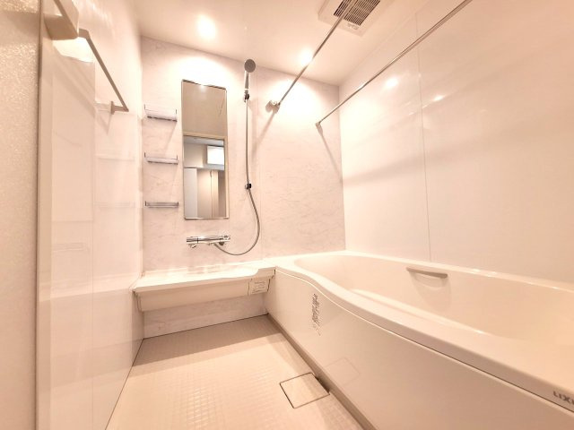 サン・ハピネスの浴室