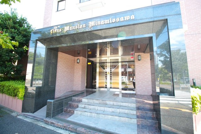 ライオンズマンション南大沢のエントランス|～管理形態は全部委託式、キレイにメンテナンスされているマンションです～