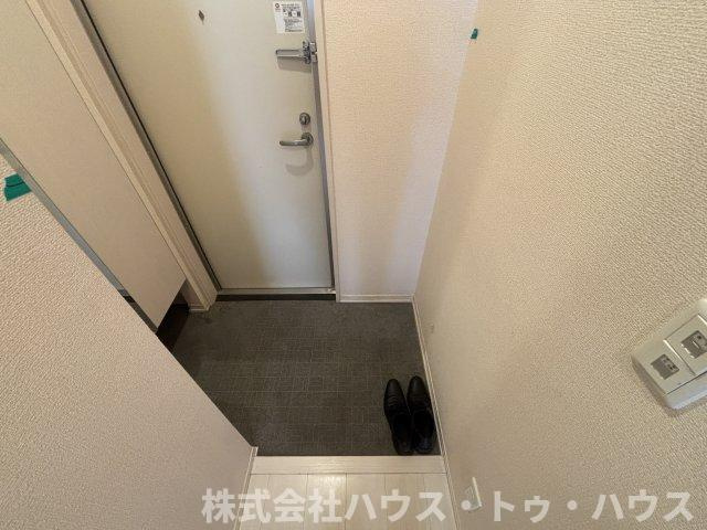 レーヴマニフィック南柏の玄関