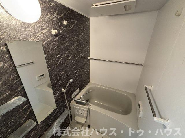 レーヴマニフィック南柏の浴室