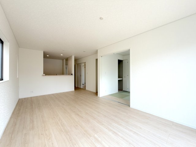 【居間・リビング】 | 本庄市児玉町金屋第7　新築戸建 クレイドルガーデン 全2棟 1号棟