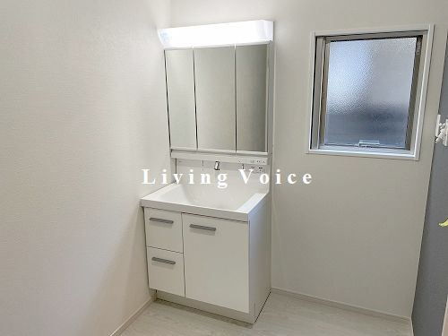 【独立洗面台】 | 【仲介手数料０円】藤沢市石川5期　新築一戸建て　2号棟　全3棟 | 藤沢市石川5期　新築一戸建て　全3棟