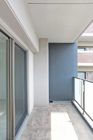 サヴォイ ル・カサブランカ　6階のバルコニー|別号室のものです。現状優先になります。