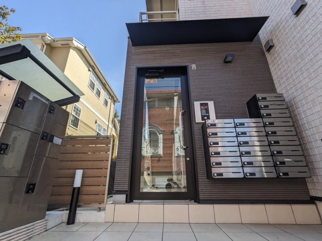 アザーレ・バモス新百合