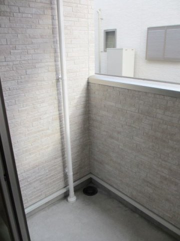 【バルコニー】