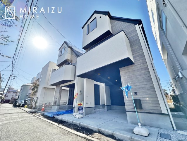 【前面道路含む現地写真】 | 前面道路☆運転が不安な方も安心な前面道路、きちんと幅員のある道路は女性にも安心です。整備されている道路は気持ちも良いですね♪