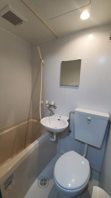 ウイローアパートメントハウスの浴室