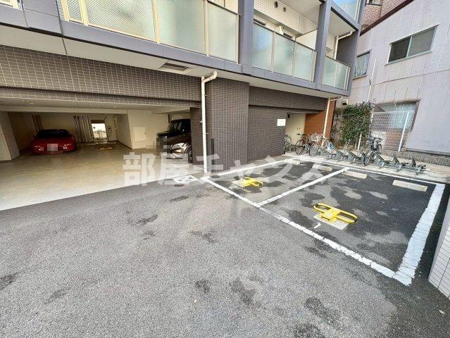 ハーモニーレジデンス名古屋イーストの駐車場