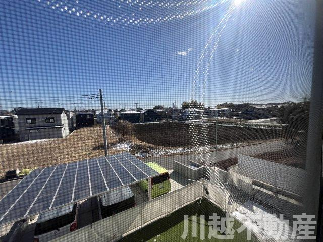 並列４台駐車が魅力の洋館風個性派戸建の展望|2階の洋室（寝室）からの眺望。遮るものがないので開放感たっぷり。