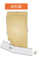 並列４台駐車が魅力の洋館風個性派戸建の区画図|84坪を超える敷地、南面道路に12m以上接道し、並列で４台駐車がかなう土地です。