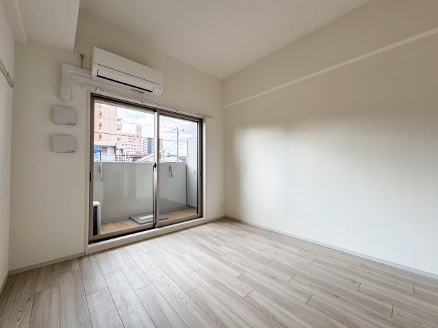 エスリードレジデンス大阪ザ・クラスの洋室