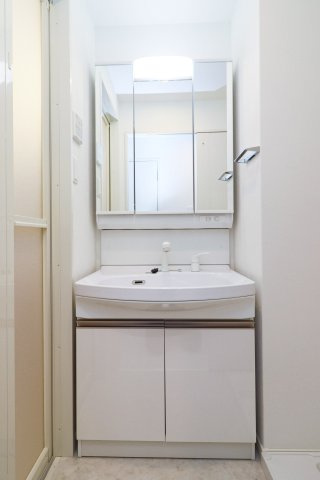 サヴォイ　ラ・シャンス　7階の洗面所|別号室のものになります。現状優先。