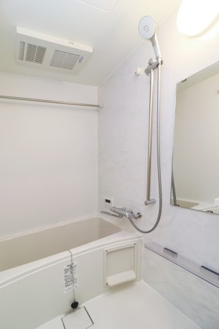 サヴォイ　ラ・シャンス　7階の浴室|別号室のものになります。現状優先。