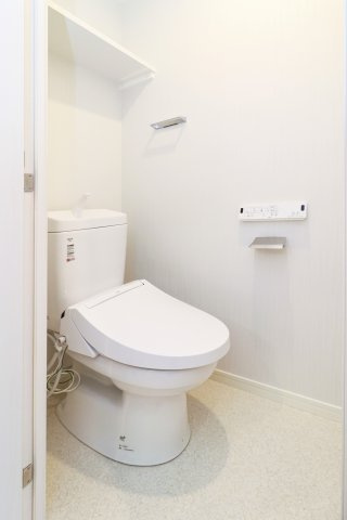 サヴォイ　ラ・シャンス　7階のトイレ|別号室のものになります。現状優先。