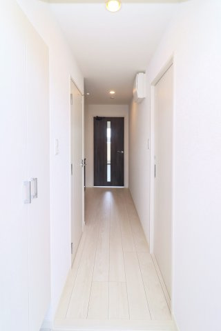 サヴォイ　ラ・シャンス　7階の玄関|別号室のものになります。現状優先。