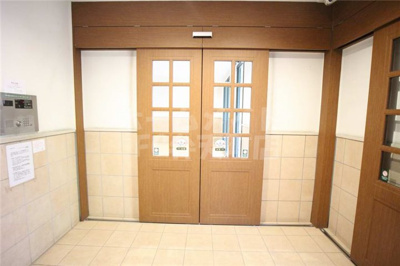 【エントランス】 | リバーガーデンコスモスクエア