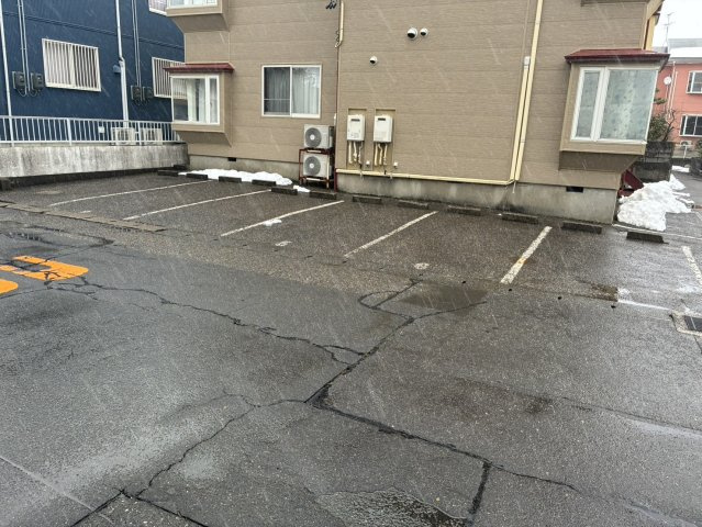 αNEXT新潟第10の駐車場