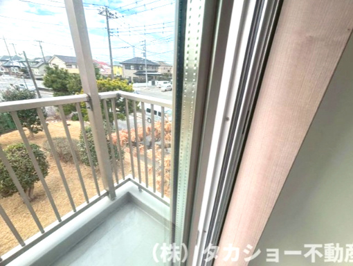 【その他共用部分】 | 西小中台団地　24号棟 | サッシはペアガラスです。