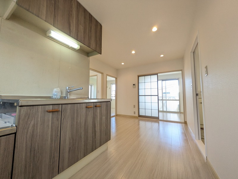 ハイツ古関の居間・リビング