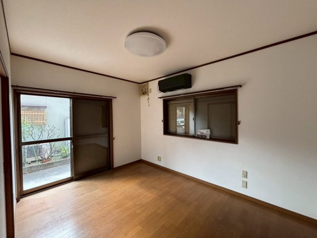 兵庫県高砂市中筋５丁目1-41戸建の居間・リビング