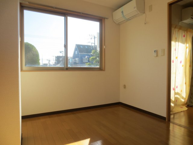 Ｃ・コンフォールの居間・リビング